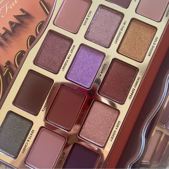 🚨CLEARANCE FINAL PRICE Too Faced Better Than Chocolate Eyeshadow Palette - Picture 3 of 6